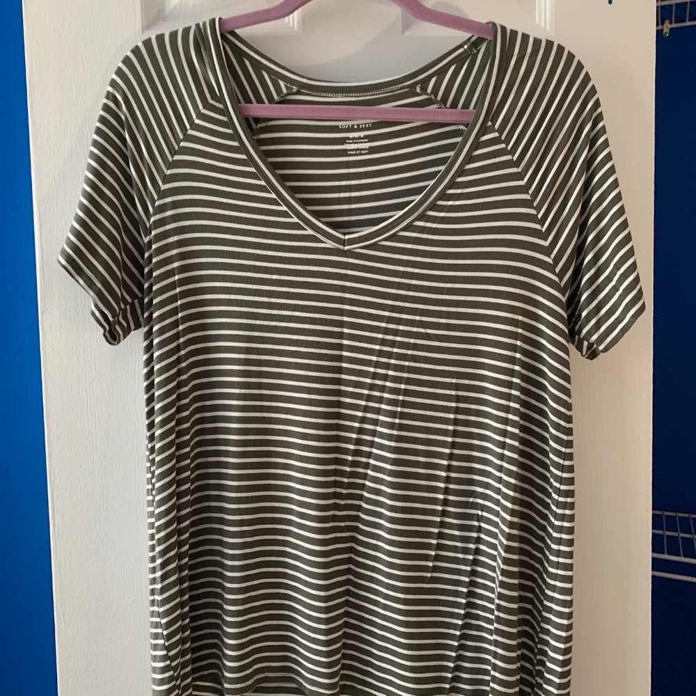 American Eagle Super Soft Army Green Striped Vneck